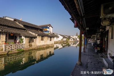 这条河全长700米,“一河一街”的格局,印证了绍兴的历史文脉