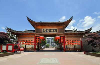 藏在宁波闹市中的历史古街,吃宁波老字号美食,学宁波百年生意经